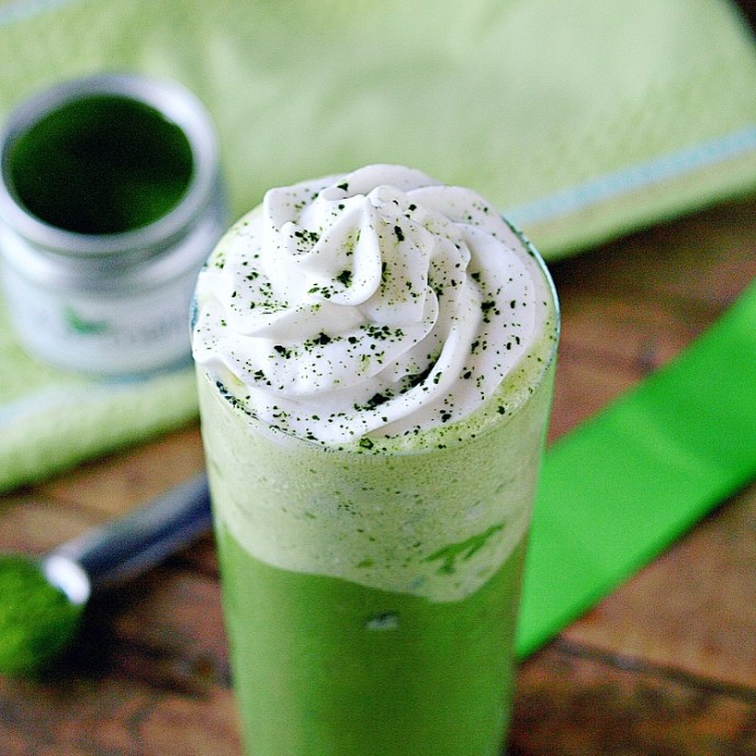 Vegan Peppermint Matcha Frappuccino