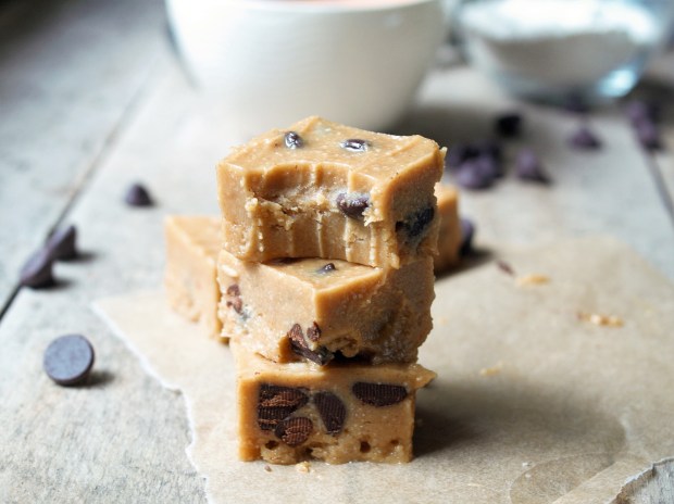 Vegan Chocolate Chip Cookie Dough Fudge - Gluten Free, Vegan, Refined Sugar Free